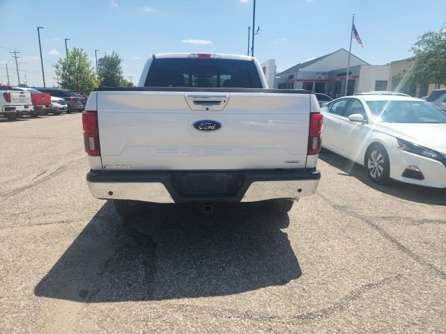 Used 2019 White Ford Lariat image 2