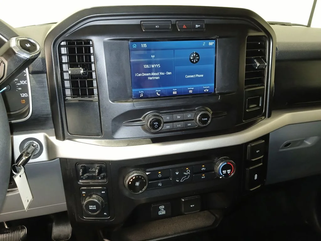 Used 2021 White Ford XL image 14