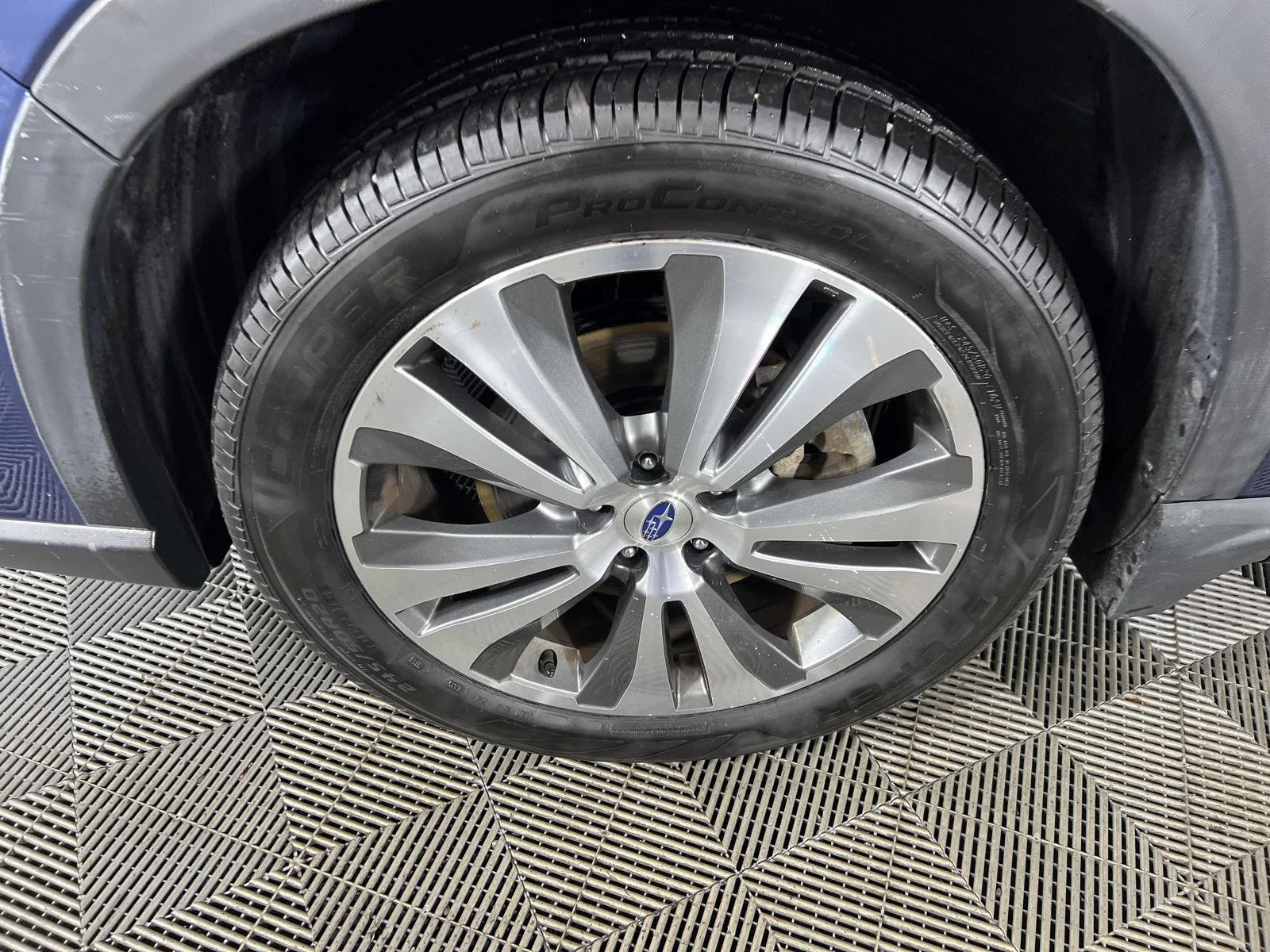 Used 2019 Abyss Blue Pearl Subaru Limited image 14