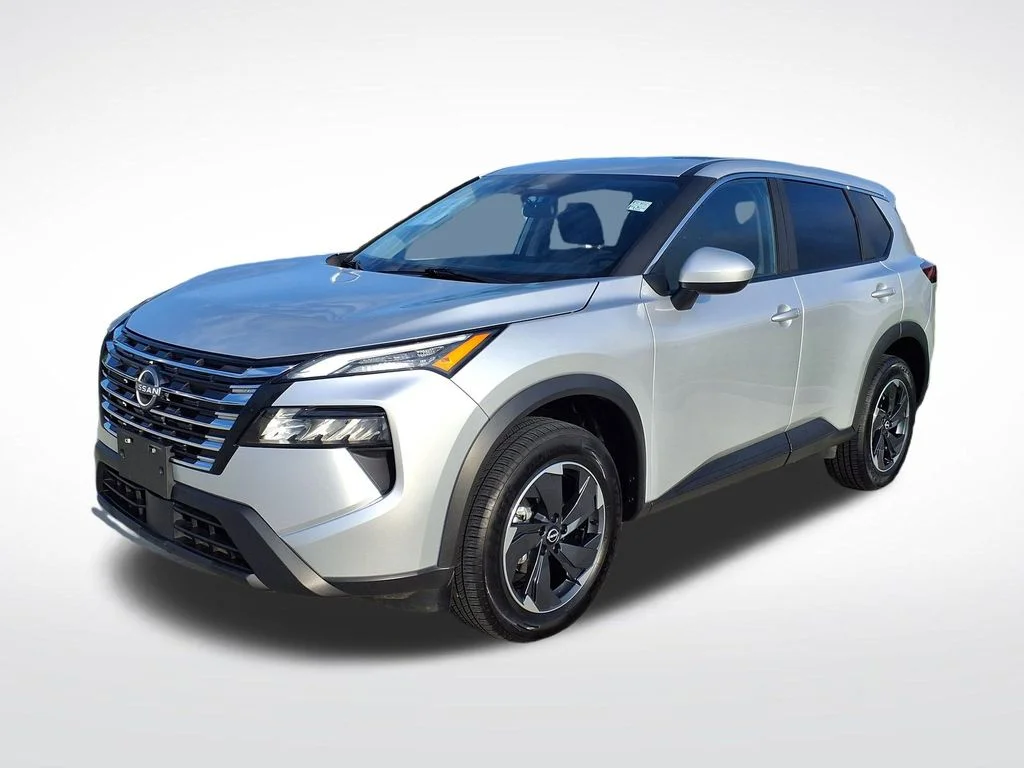 Used 2025 Silver Nissan SV image 3
