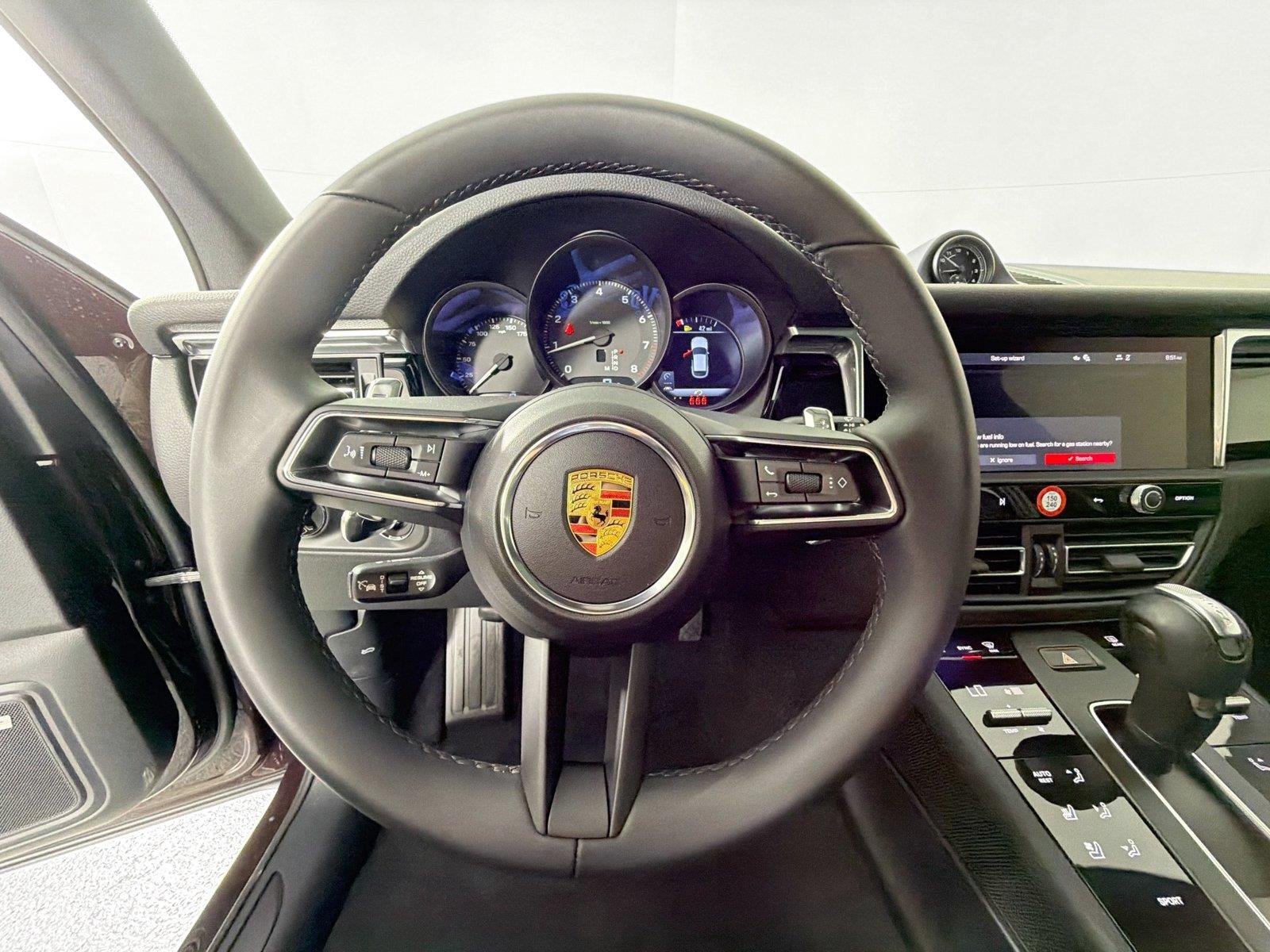 2026 Porsche Macan T - Photo 20