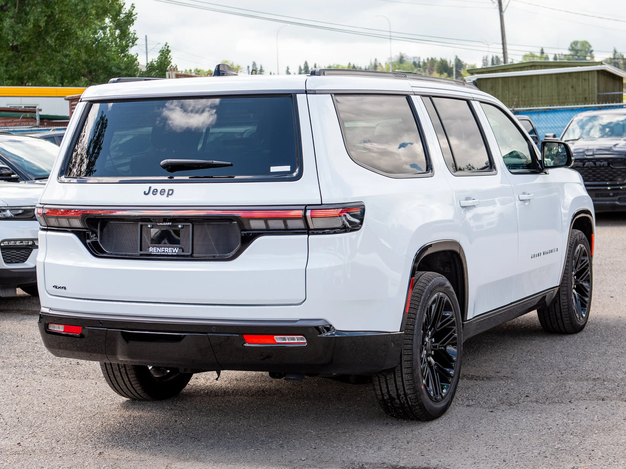 New 2026 White Jeep Limited Reserve* image 6