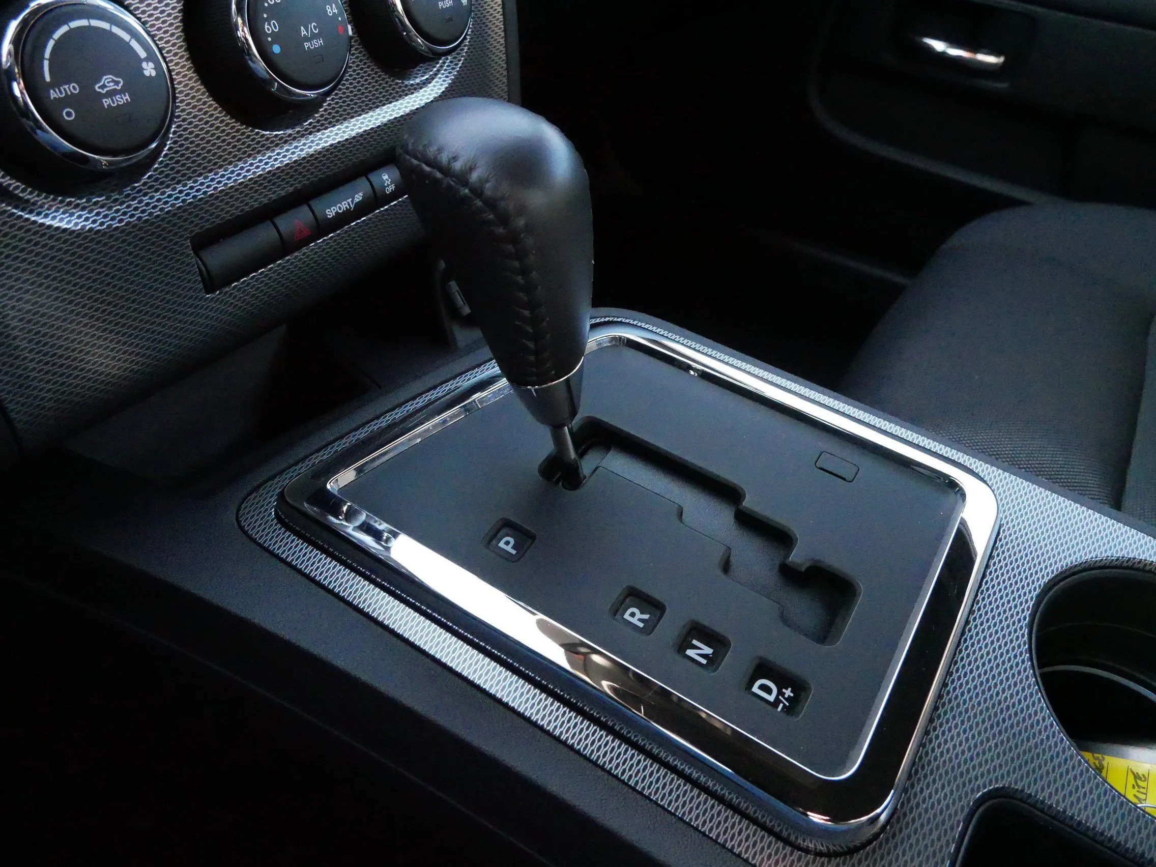 Used 2013 Bright White Dodge R/T image 24