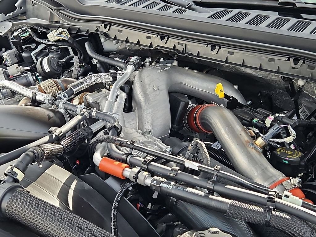 2026 Ford F-250 Super Duty Platinum - Photo 74