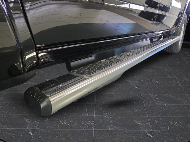 New 2026 Diamond Black Crystal Pearl-Coat Exterior Paint RAM Big Horn/Lone Star image 37