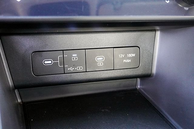 Used 2024 Silver Hyundai SEL image 26