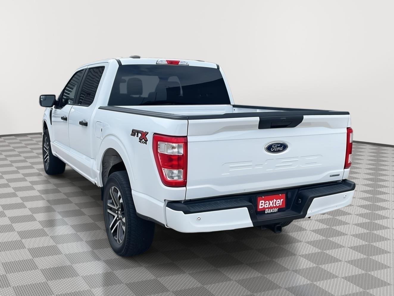 Certified Used 2022 Oxford White Ford XL image 10