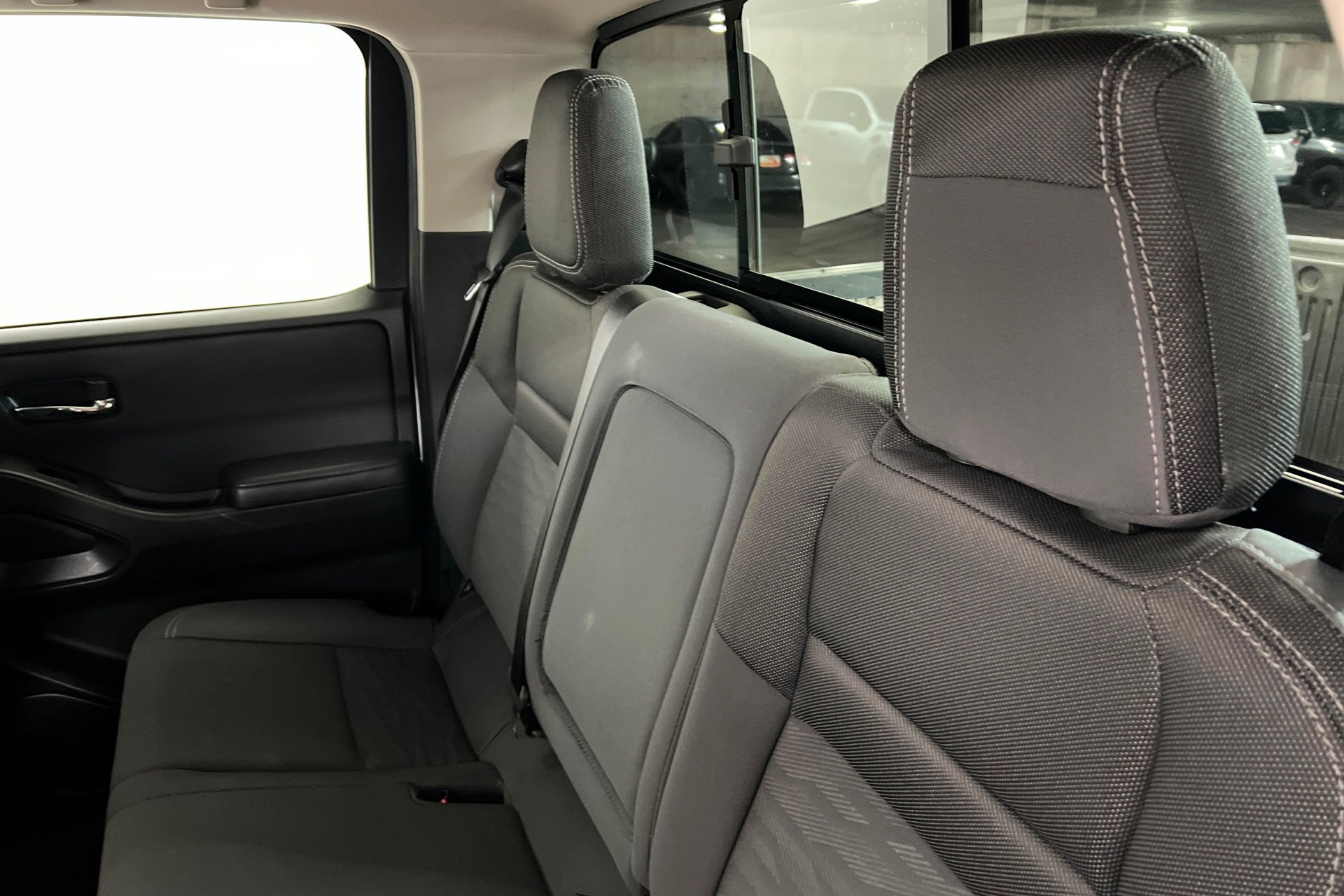 2024 Nissan Frontier SV - Photo 21