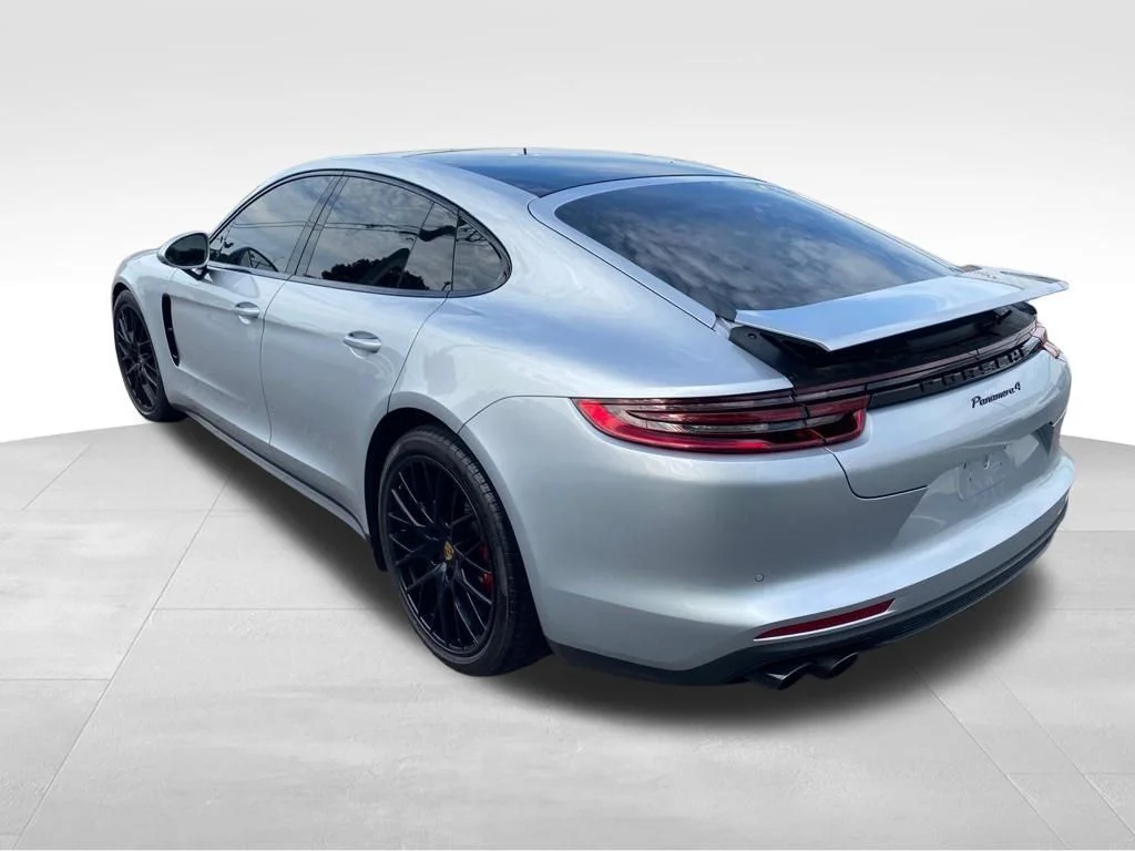 Used 2018 Silver Porsche 4 image 6