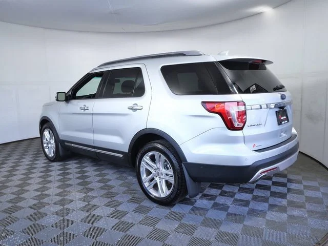 Used 2017 Silver Ford Limited image 6