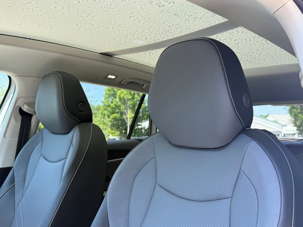 New 2026 White Volkswagen 2.0T SE image 30