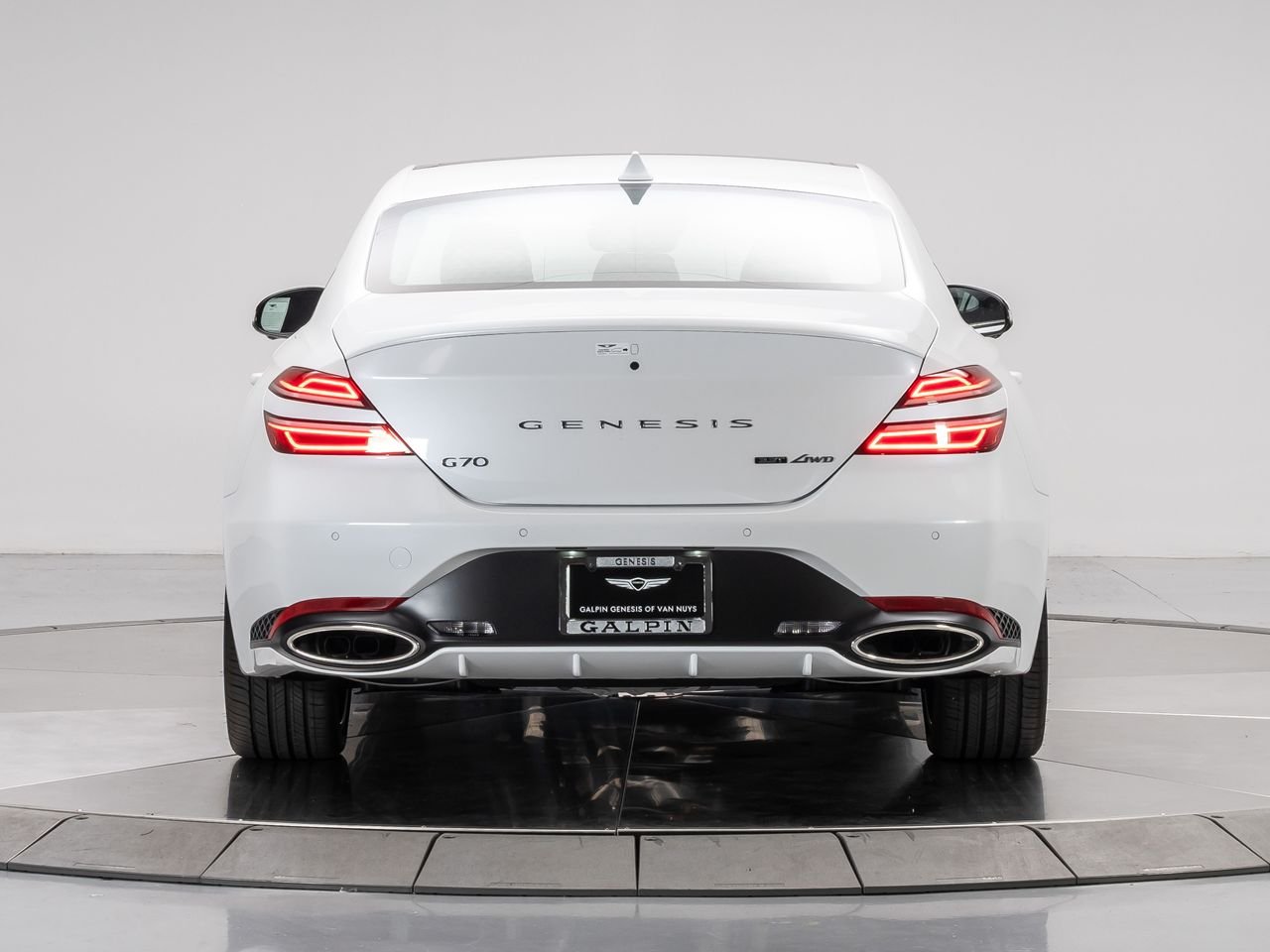 2026 GENESIS G70 Sport Prestige - Photo 4
