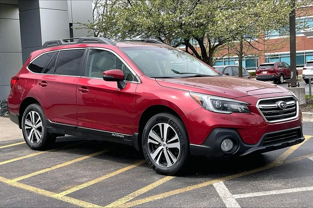 Used 2019 Red Subaru 2.5i image 37