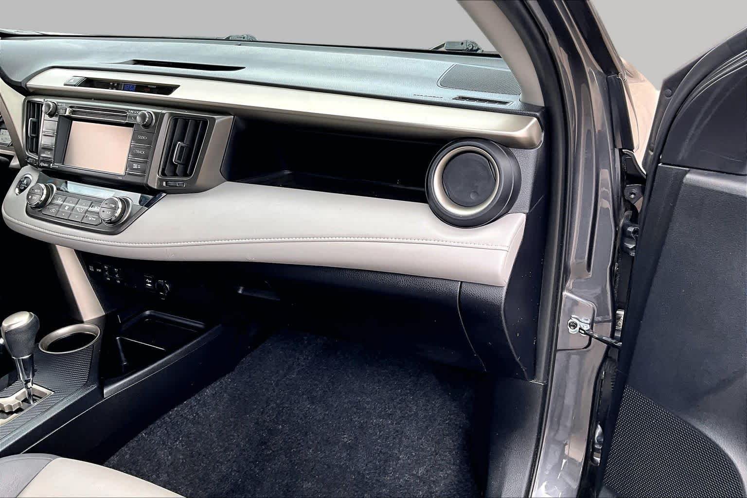 Used 2014 Magnetic Gray Metallic Toyota Limited image 19
