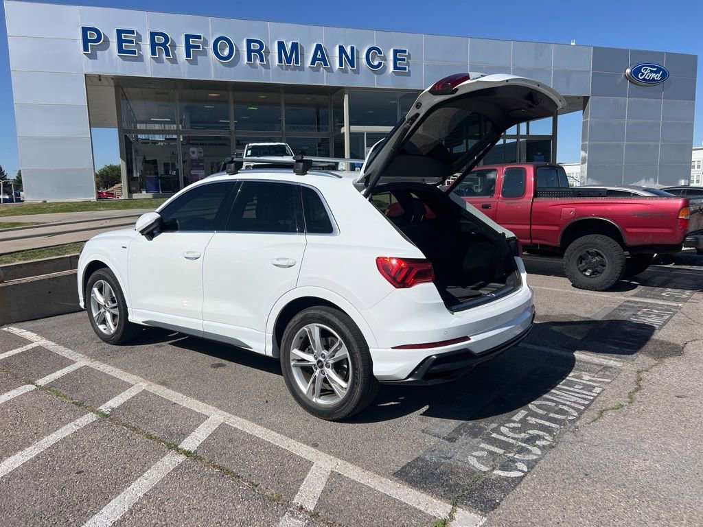 Used 2021 Ibis White Audi Premium image 12
