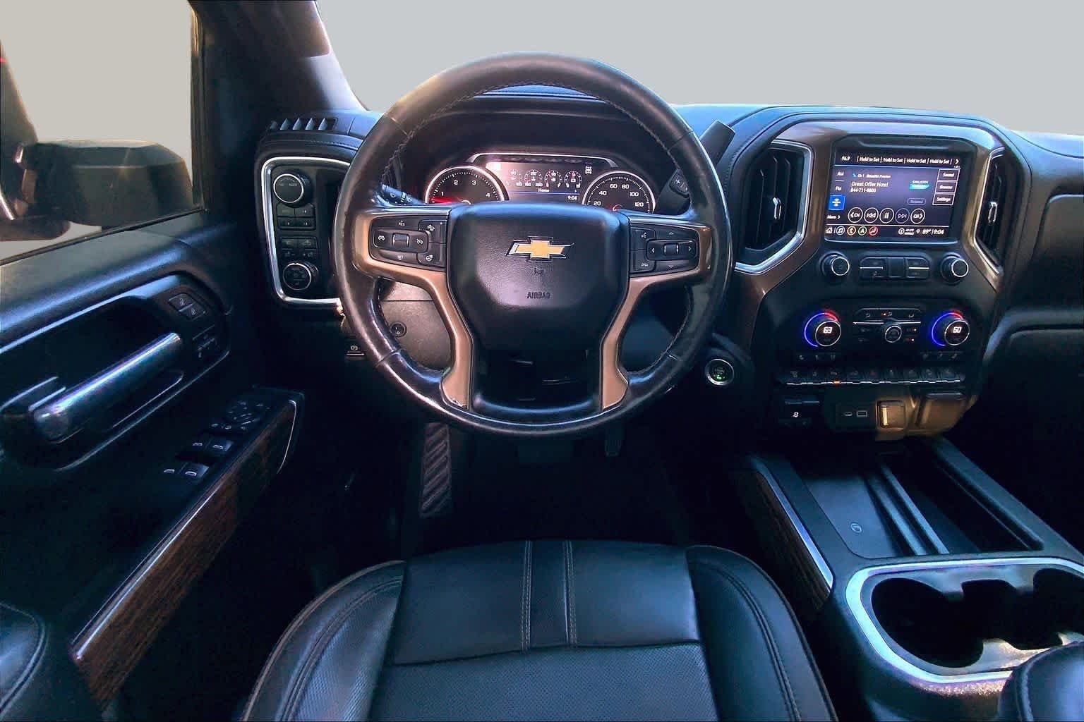 Used 2021 Summit White Chevrolet High Country image 6