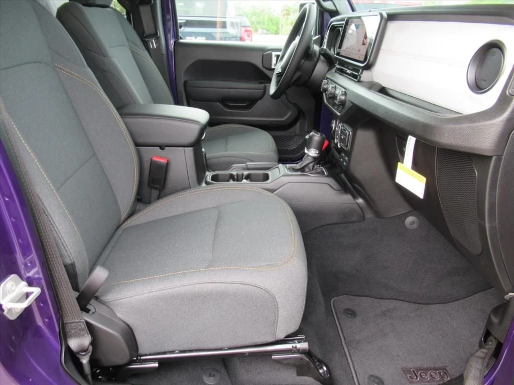New 2026 Reign Exterior Paint Jeep Sport S image 10