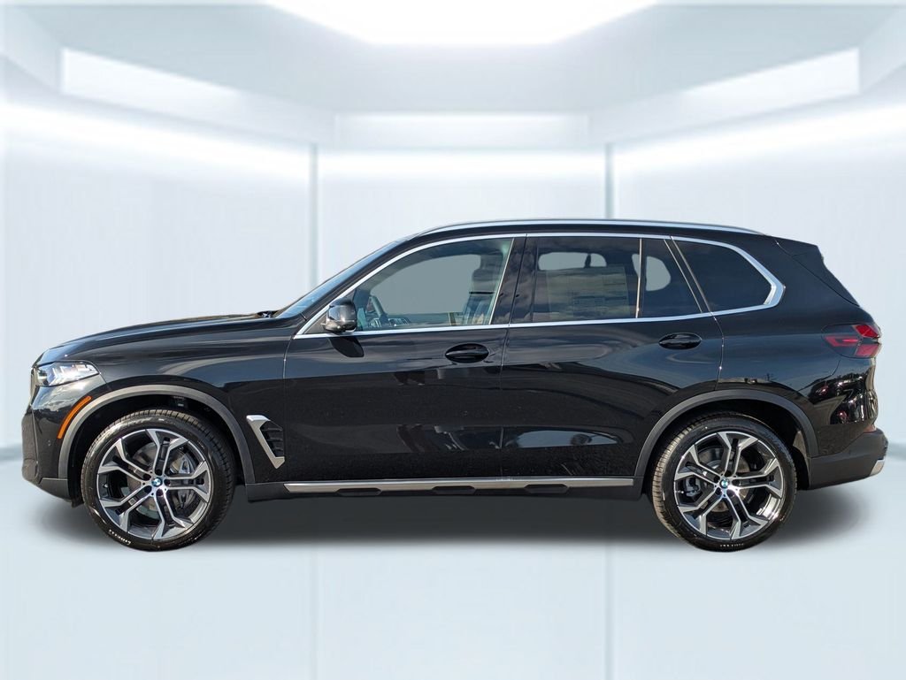 New 2026 Black Sapphire Metallic BMW sDrive40i image 2