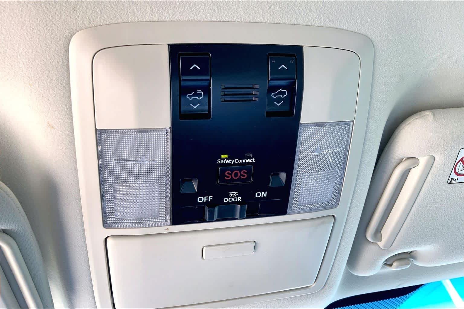 Used 2020 Nebula Gray Pearl Lexus Premium image 30
