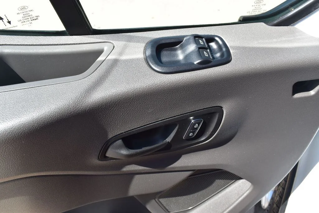 Used 2023 Oxford White Ford XLT image 15