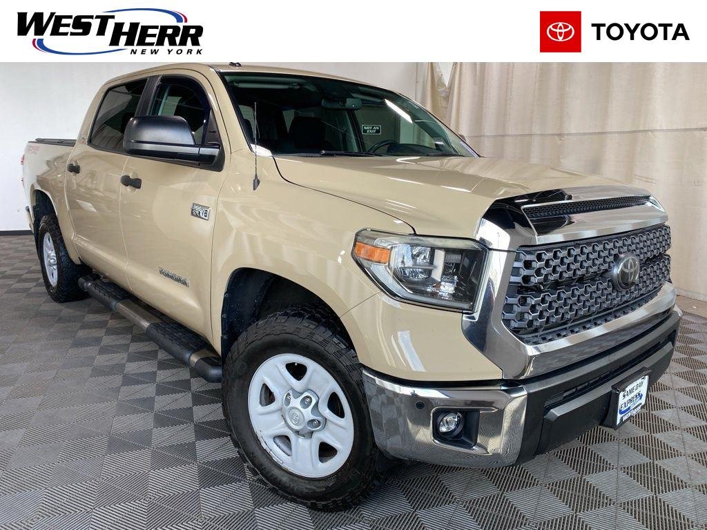 Used 2018 Quicksand Toyota SR5 image 1