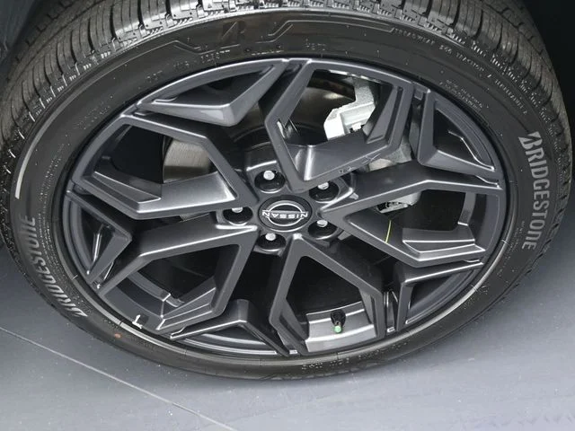 2025 Nissan Kicks SR - Photo 29