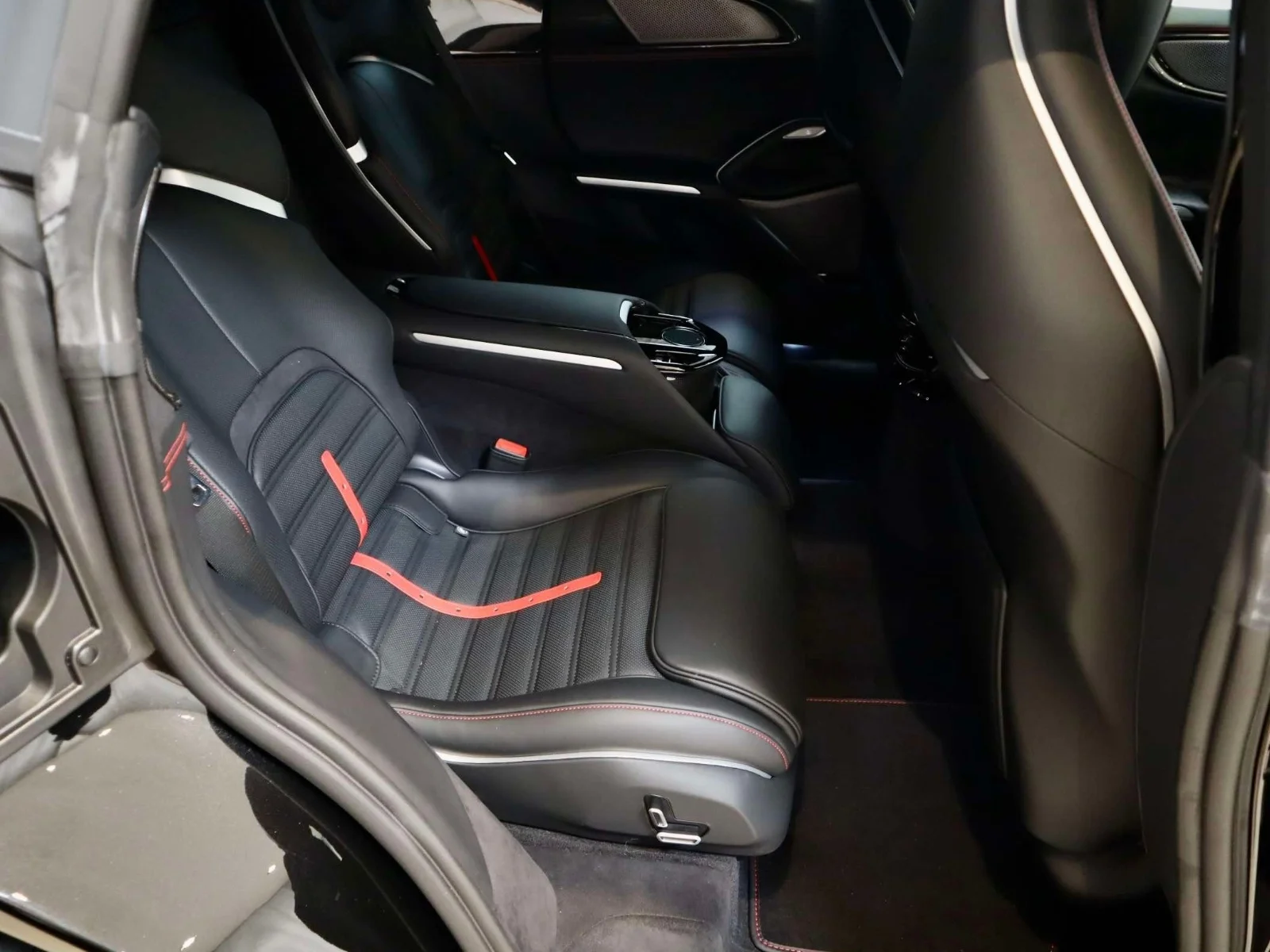 Used 2025 Nero Ferrari AWD image 15