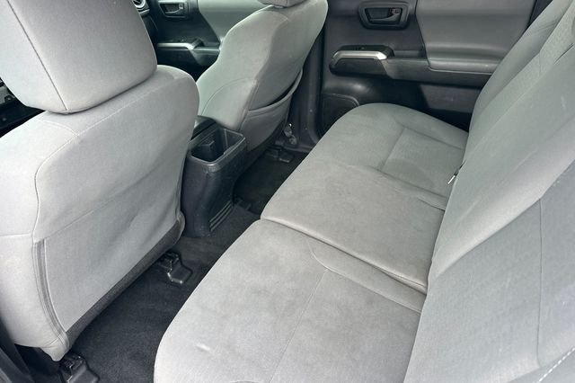 Used 2019 White Toyota SR5 image 14