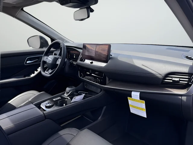 New 2026 Super Black Nissan Platinum image 18