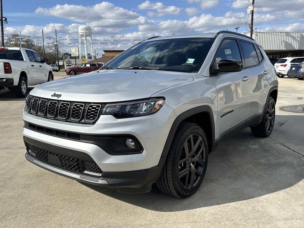 New 2026 Silver Zynith Metallic Clear-Coat Exterior Paint Jeep Latitude image 3