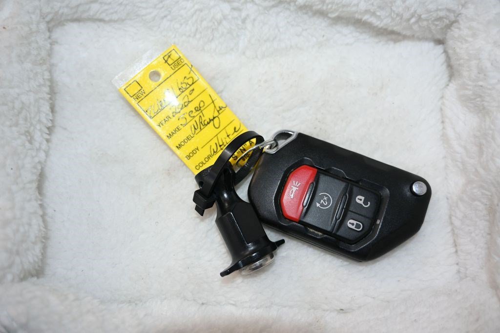 Used 2020 Bright White Clearcoat Jeep Rubicon image 18