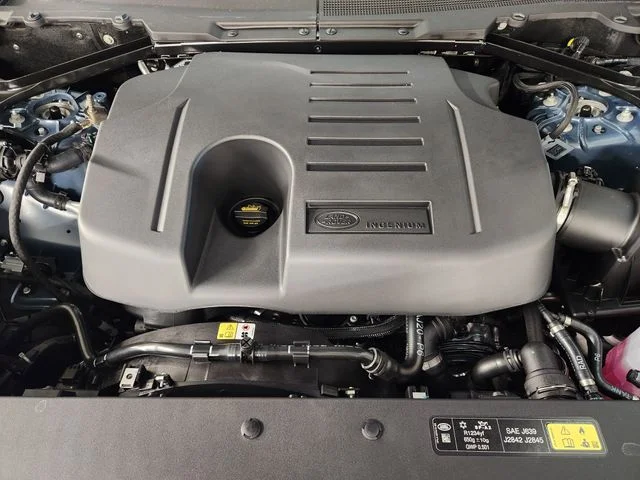 2026 Land Rover Defender X-Dynamic SE - Photo 32