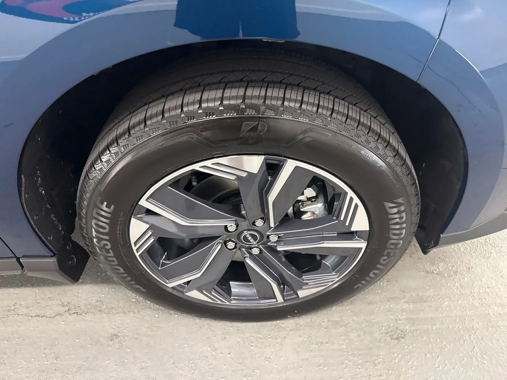 New 2026 Aurora Blue Pearl Metallic Nissan SL image 4