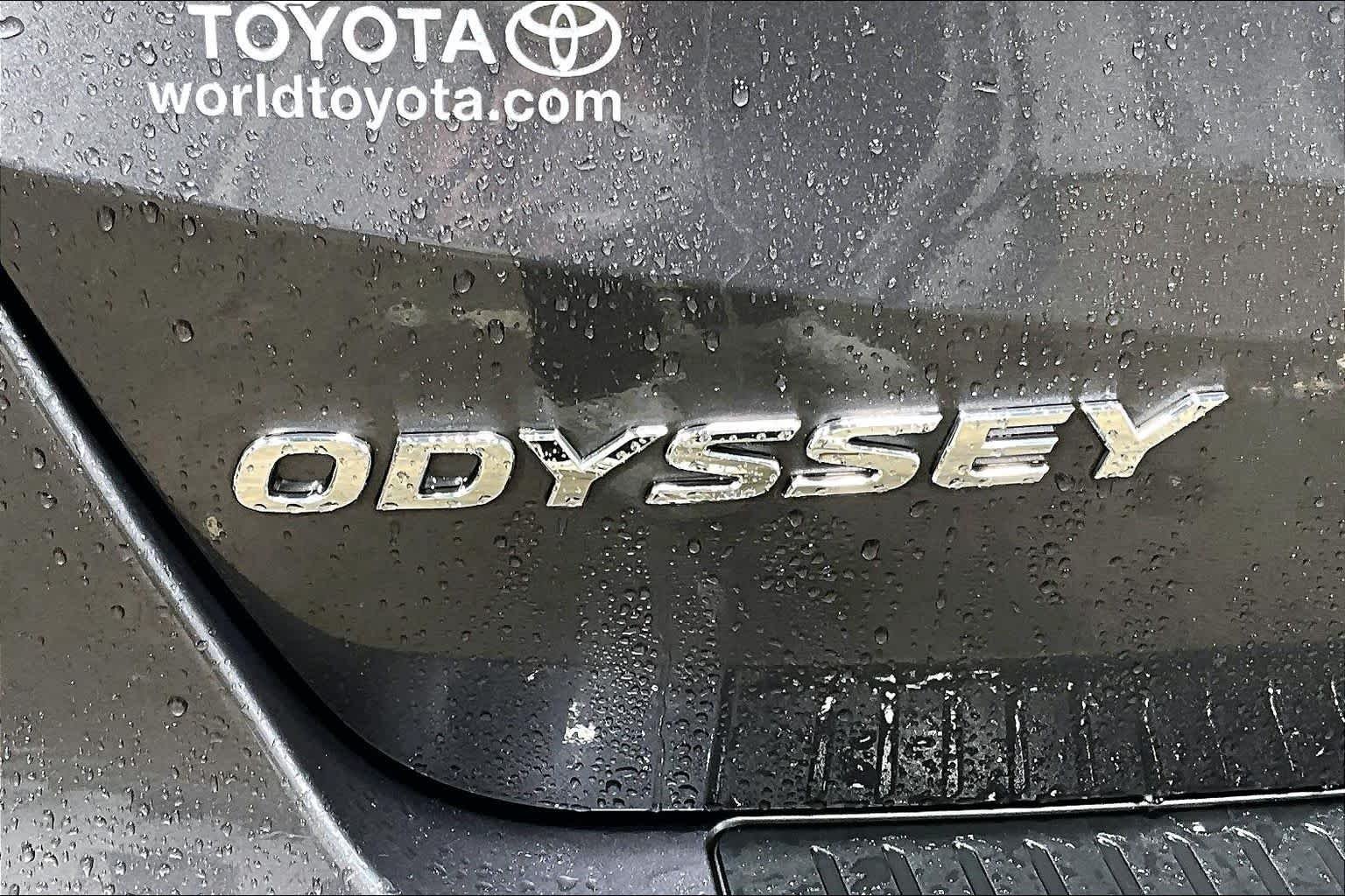 Used 2018 Modern Steel Metallic Honda EX-L image 30