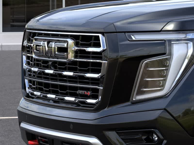 2026 GMC Yukon AT4 - Photo 13
