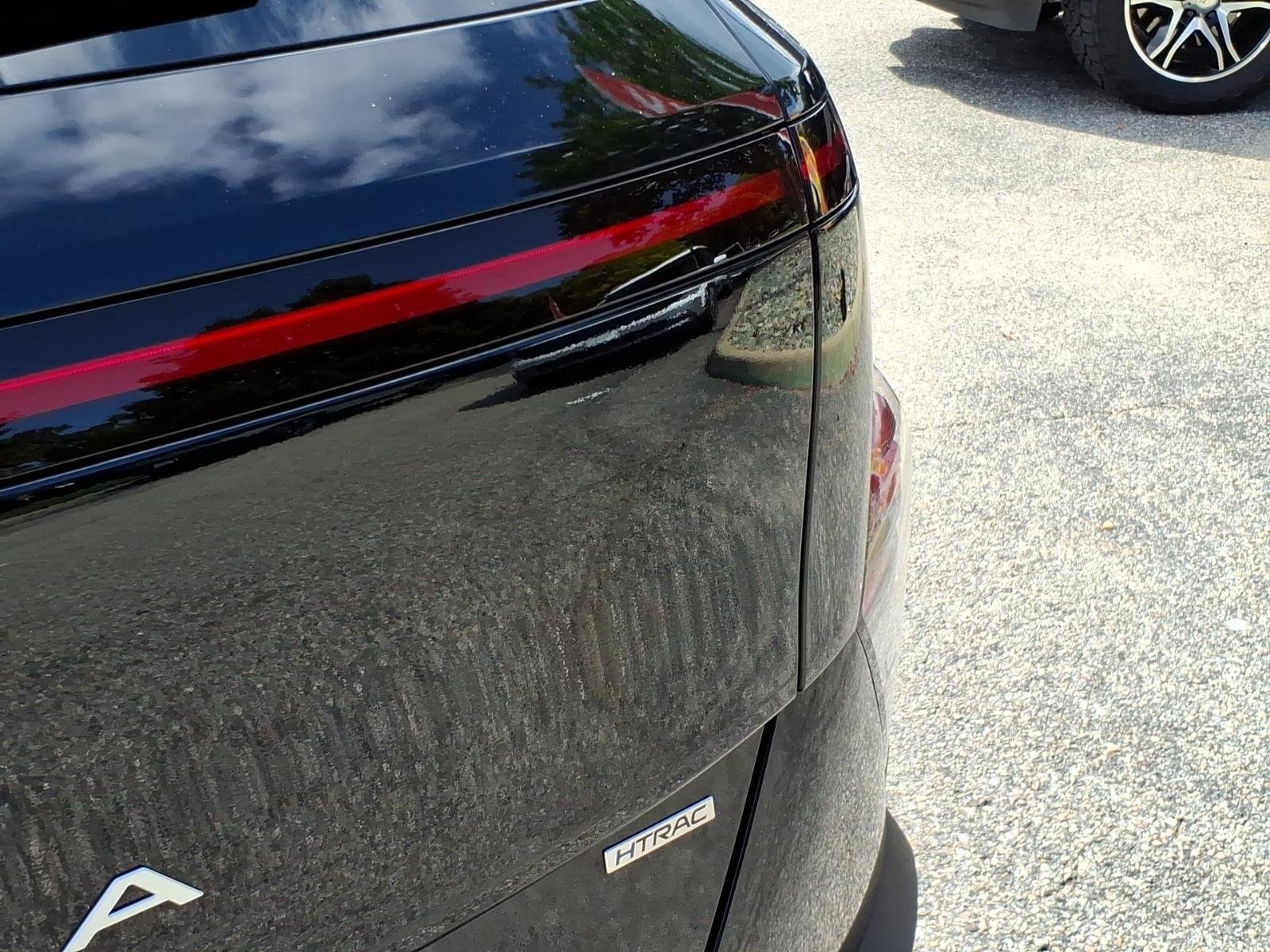Used 2025 Abyss Black Pearl Hyundai SEL image 11