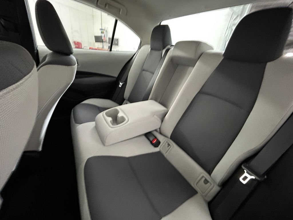 Used 2023 White Toyota LE image 19