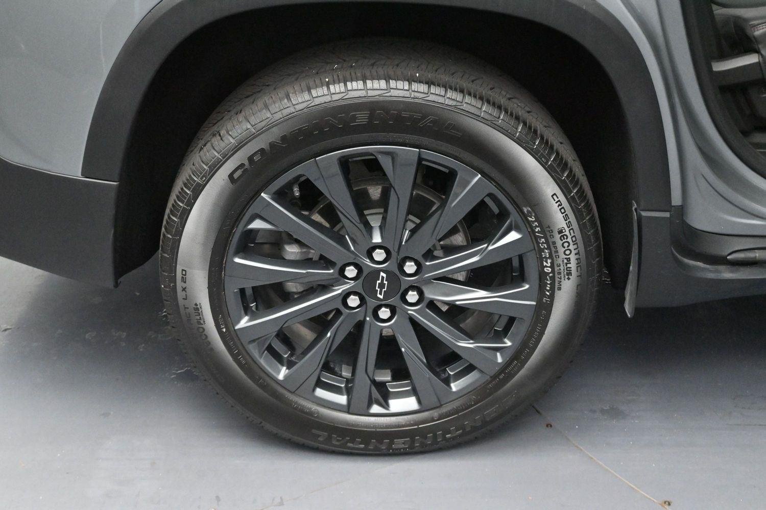 Used 2023 Sterling Gray Metallic Chevrolet RS image 34