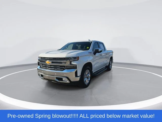 Used 2019 White Chevrolet LTZ image 4