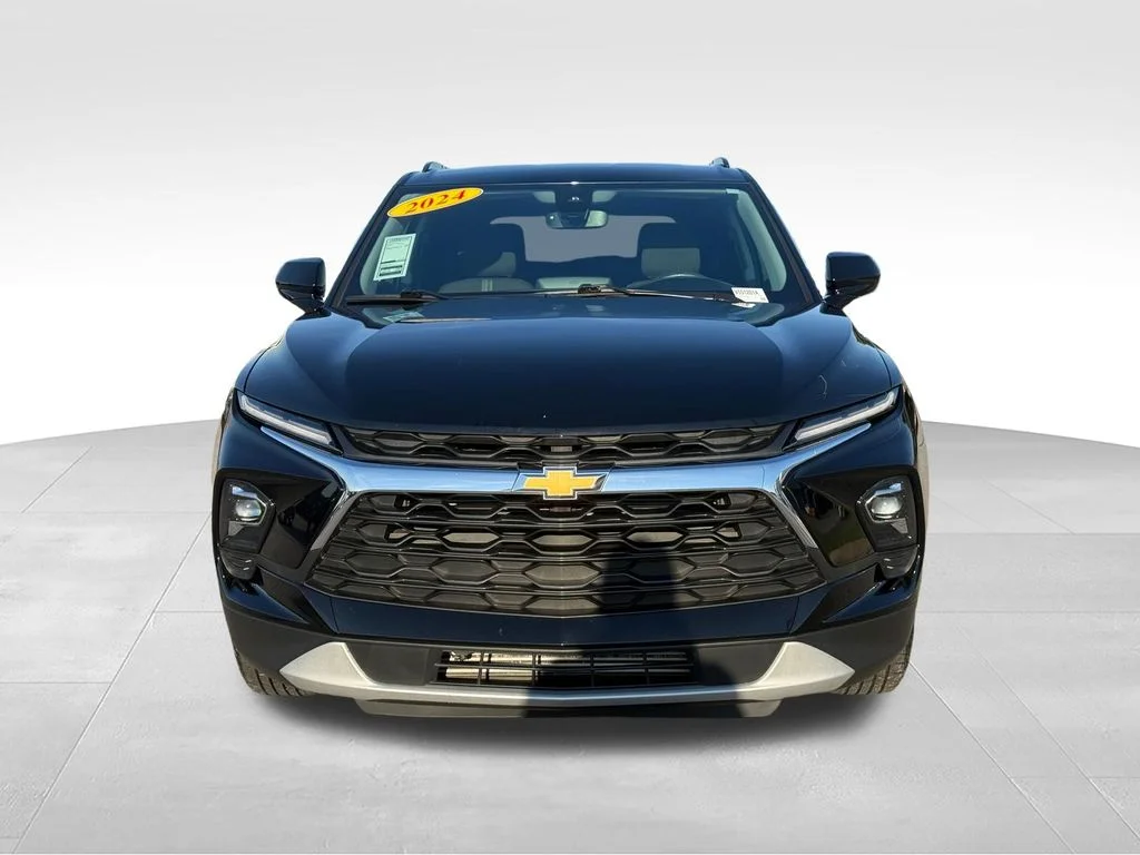 Used 2024 Black Chevrolet LT image 25