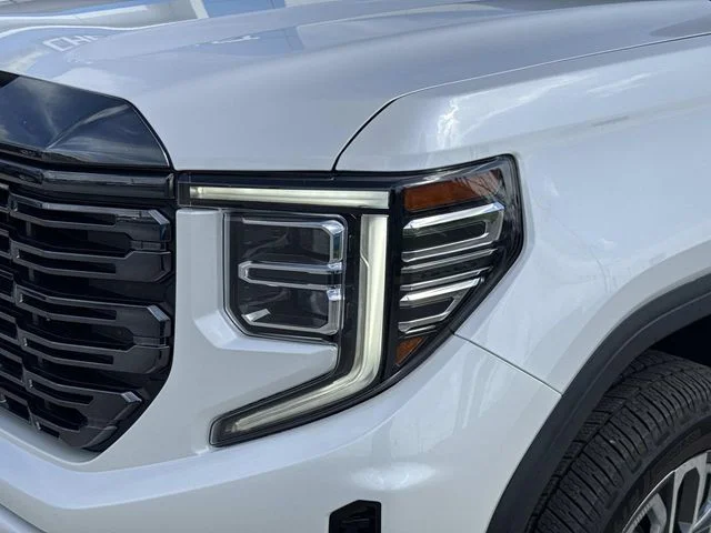 Used 2023 White GMC Denali Ultimate image 2