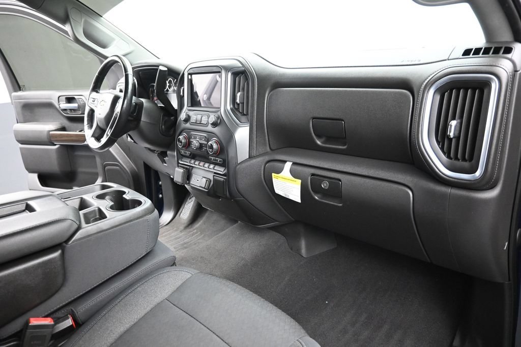 Used 2020 Blue Chevrolet LT image 16