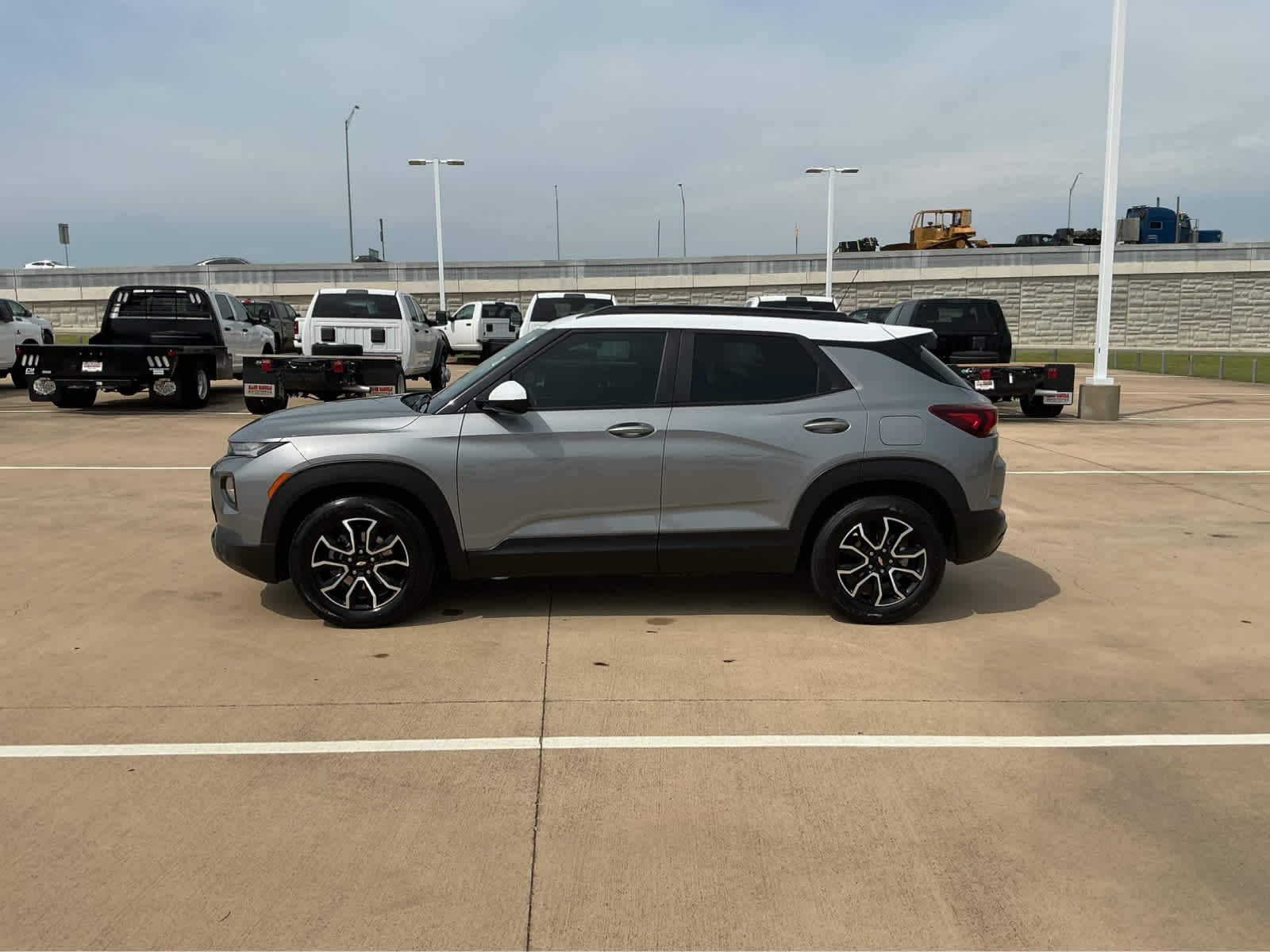Used 2023 Sterling Gray Metallic Chevrolet ACTIV image 10