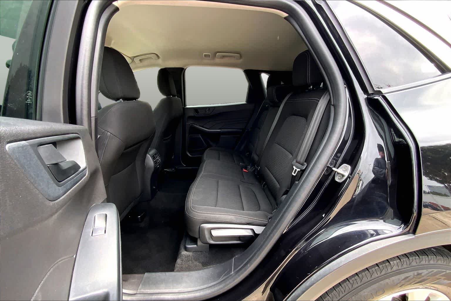 Used 2024 Agate Black Metallic Ford Active image 20