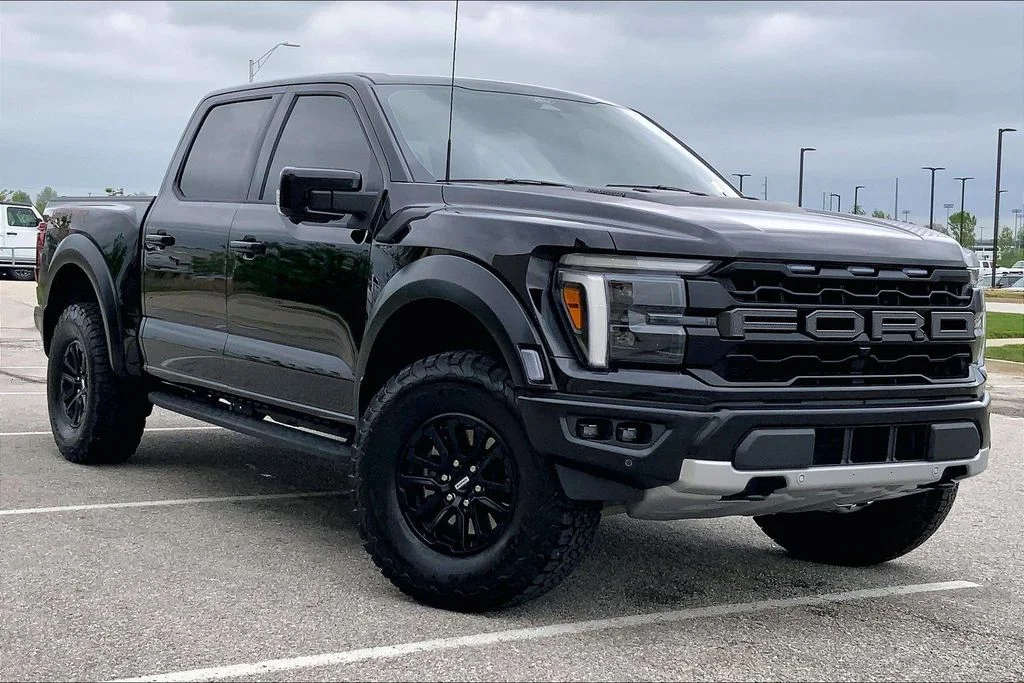 Used 2025 Black Ford Raptor image 33