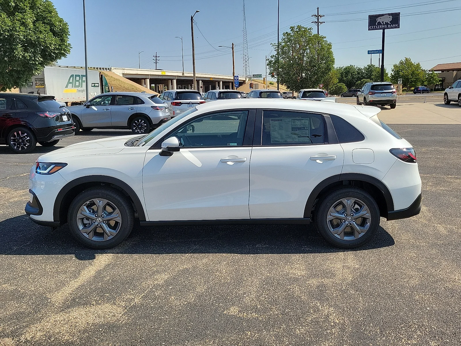 New 2027 Platinum White Pearl Honda LX AWD image 6