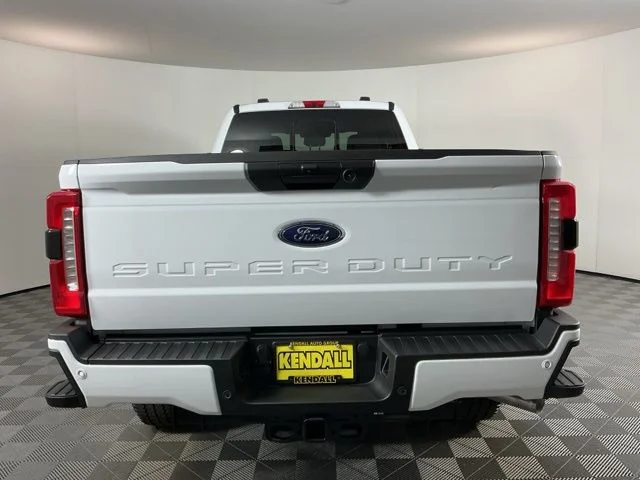 New 2026 Oxford White Ford XL image 5