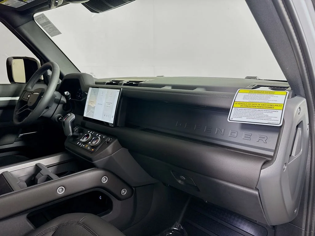 Certified Used 2025 Gray Land Rover S image 31