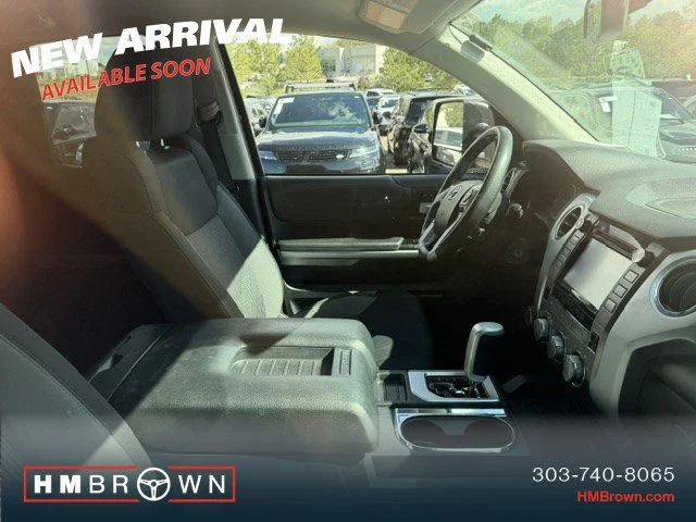 Used 2017 Black Toyota SR5 image 5