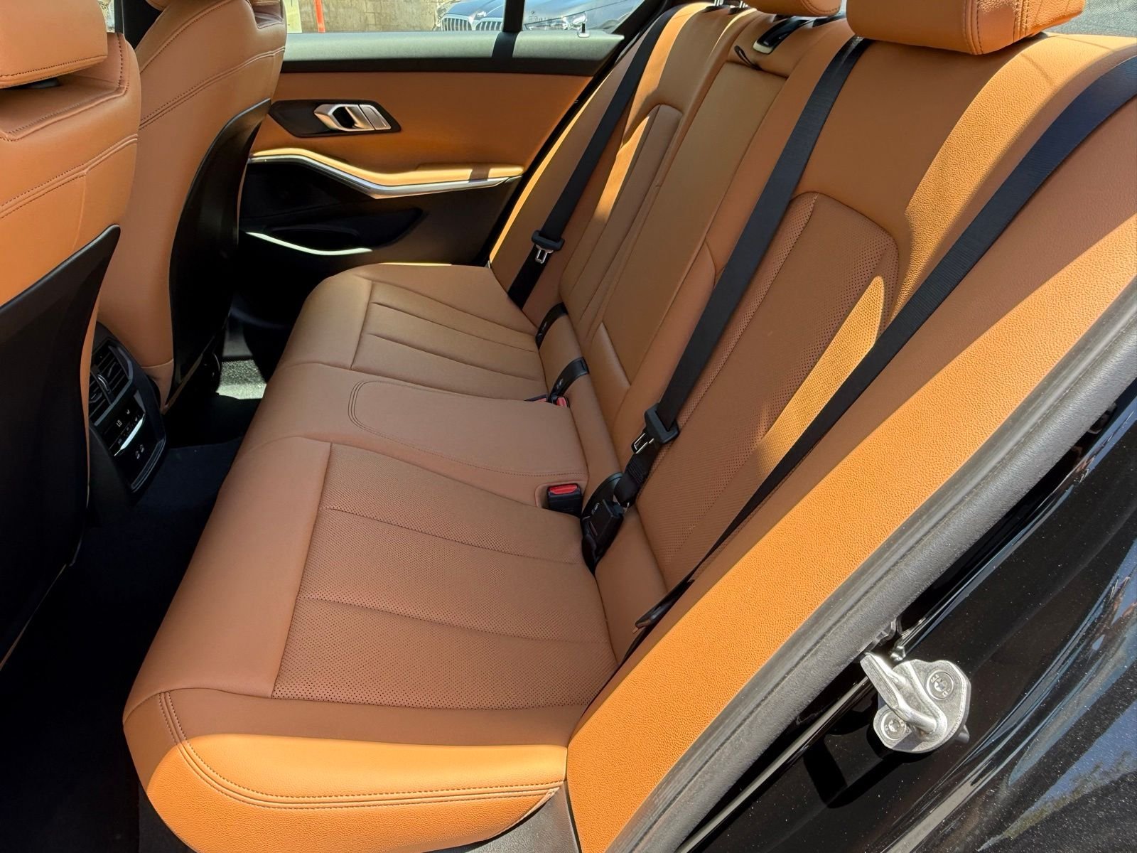 New 2026 Black Sapphire Metallic BMW 330i image 27